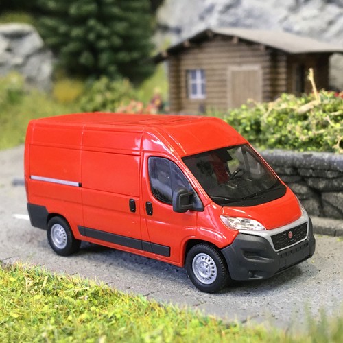 Fiat, Ducato, rouge - BUSCH 54601 - HO 1/87 | Zustand: Neuf