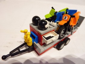 LEGO &reg; 4433, city dirt bike transporter