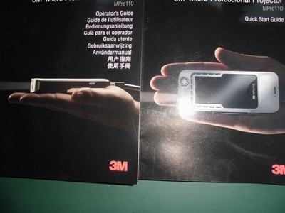 3M MPro110 Micro Compact, professioneller Hand-Taschenprojektor 