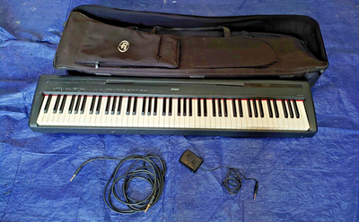 ヤマハ 電子ピアノ P-95 88鍵盤 HERCULESスタンド・補助ペダル付 Yamaha P95 88-Key Digital Piano W/ Bag & Foot Switch & Power