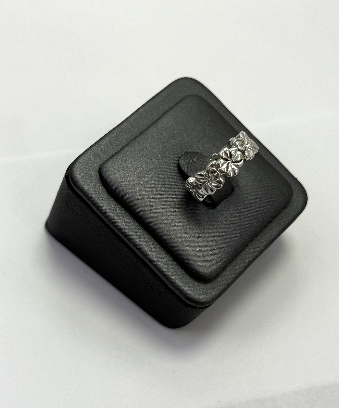 Sterling Silver Flower Pattern Ring - image 3