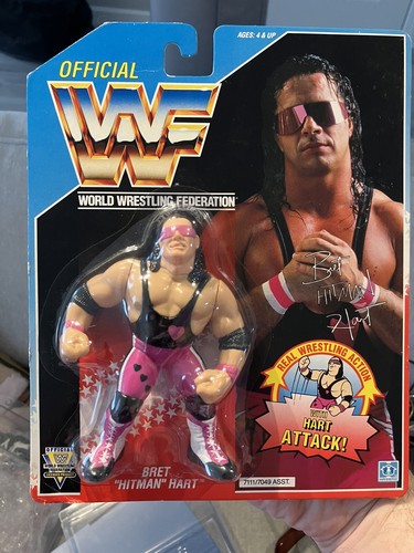 WWF WWE Hasbro Series 4 MOC Bret Hart - 1992 Actio...