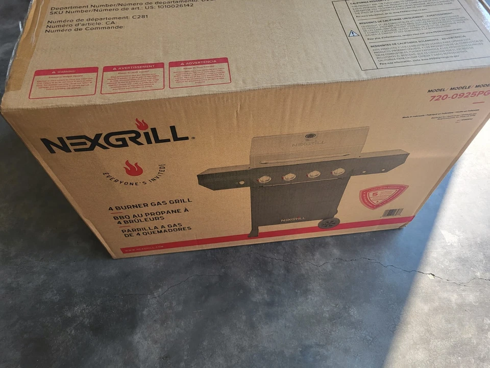 Parrilla de gas propano de 4 quemadores Nexgrill tapa principal de acero inoxidable - negra 720-0925PG Foto 4 de 4