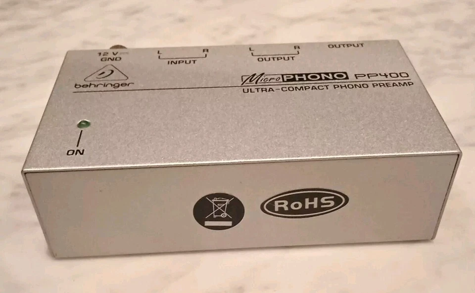 Behringer PP400 Preamplificatore RCA per Giradischi - Argento - Immagine 2 di 4