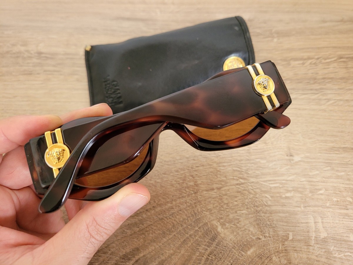 ヴェルサーチ　サングラス　MOD422/B COL900 Versace Sunglasses 422/B – Vision Gallerie
