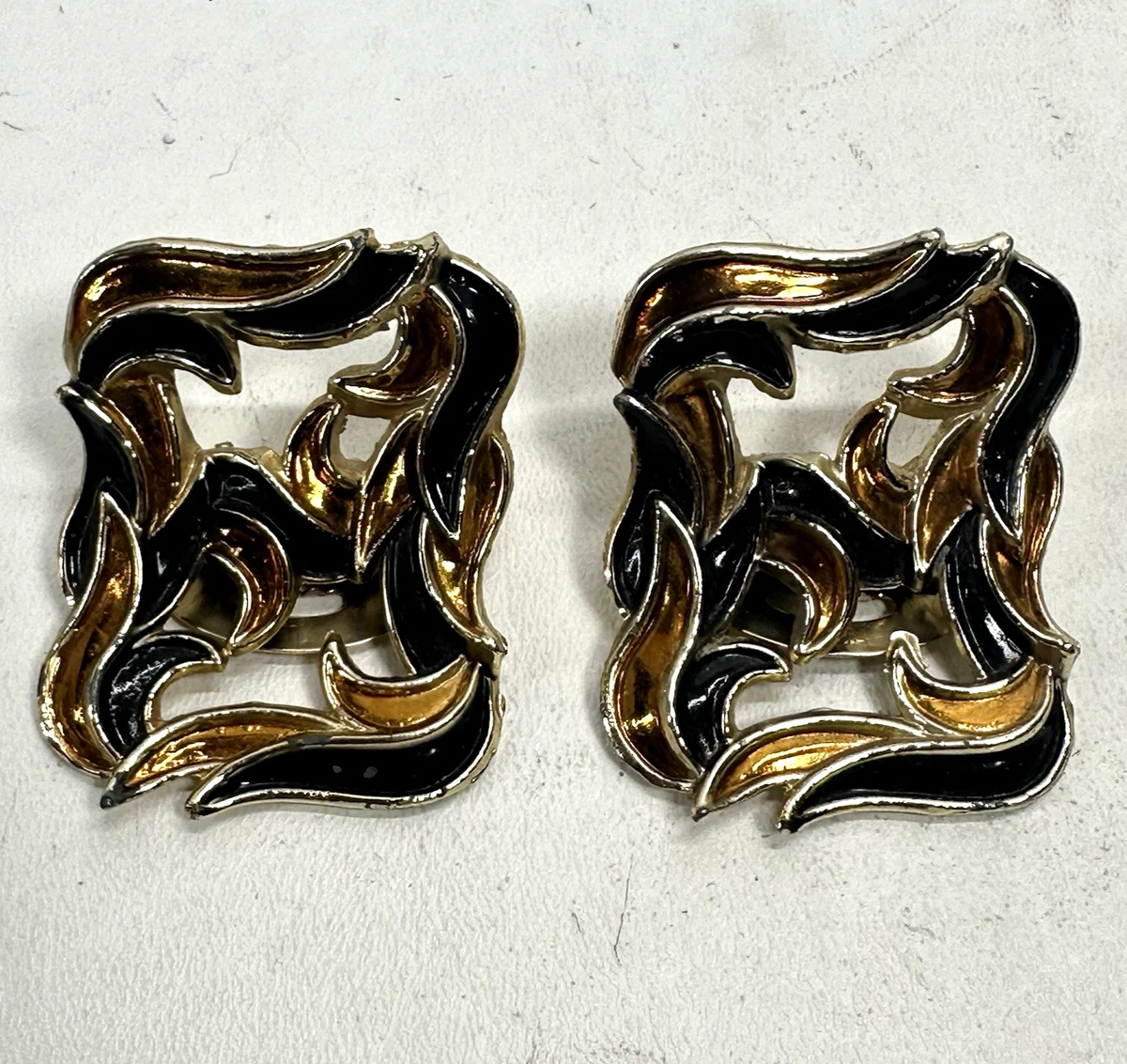Vintage Rhinestone Filigree Shoe Clips Antiqued Gold Tone Art Deco Revival Pair Art Deco Vintage Shoe Shoe Clips for sale | eBay main image 3