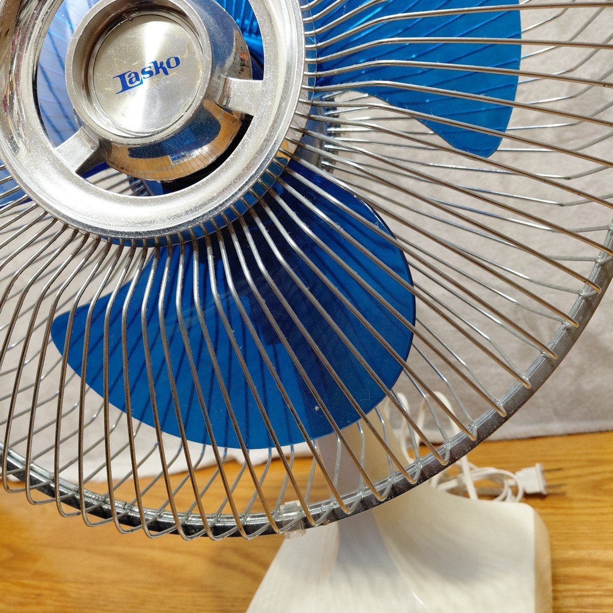VINTAGE LASKO 12