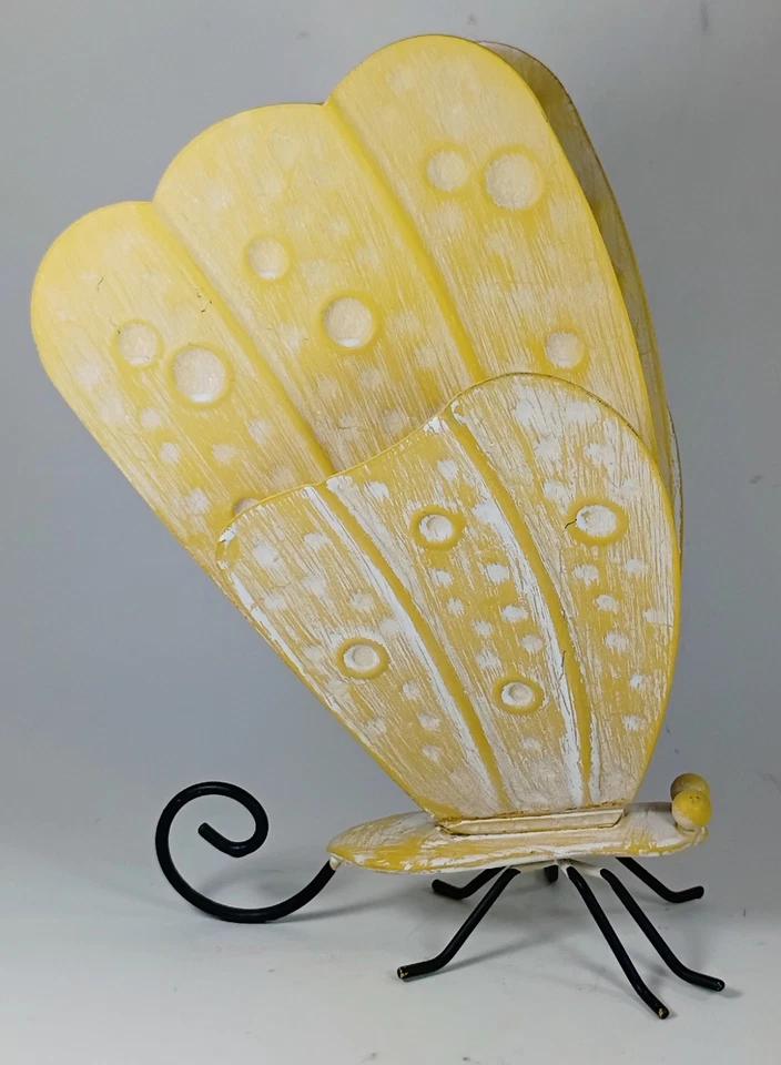Large Wing Metal Butterfly, Shelf Sitting Home Décor Statue. - Image 3 of 4