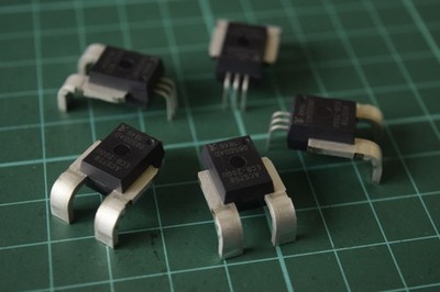 Allegro ACS758ECB-200U-PFF-T 200A Unidirektionaler Stromsensor IC 5-poliges Gehäuse