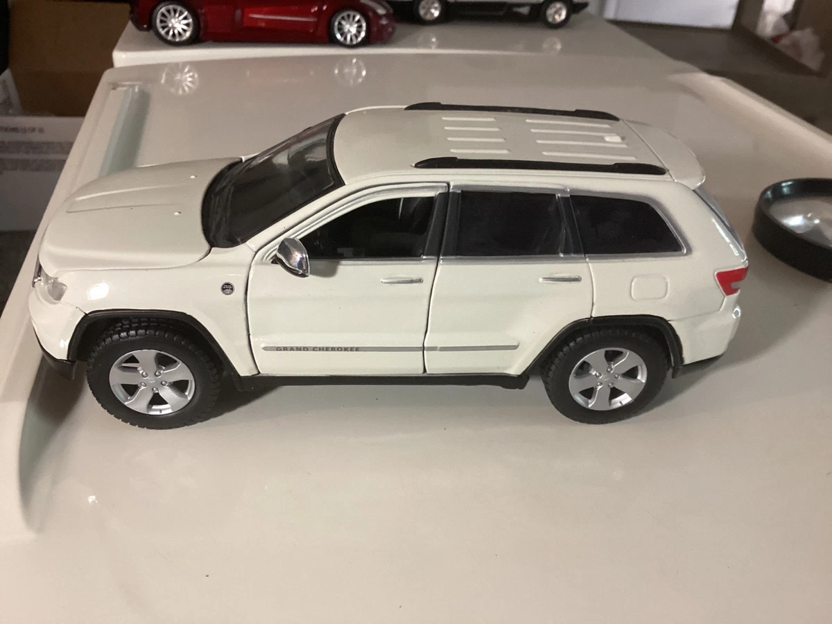 Maisto Jeep 1:24 Diecast & Toy Vehicles for sale | eBay