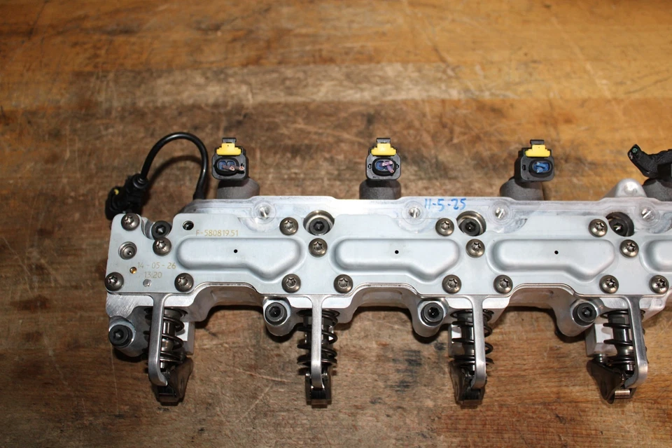 2014-2020 Chrysler Dodge Jeep 2.4L Multiair VVT Valve Actuator 05047980 OEM Foto 3 de 4