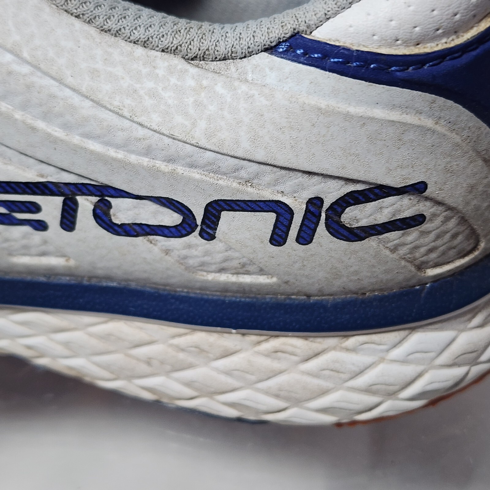 Etonic Golf Difference Spikeless Shoes Men 9.5 2E White/Blue/Orange