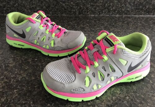 Nike Girl's Dual Fusion Run 2 Running Shoes Size … - image 1