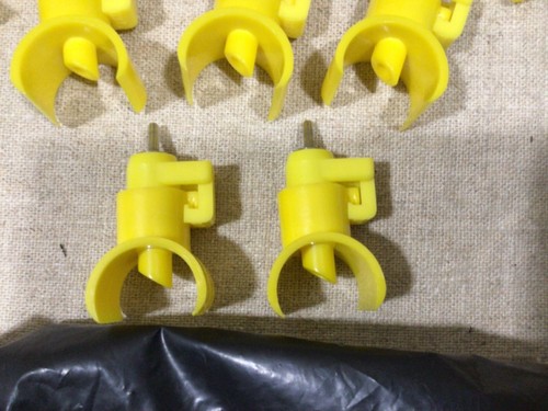 Oasis Poultry Water Nipple Saddle Style for Geese Ducks Chickens Qty 10 Yellow - Picture 2 of 4