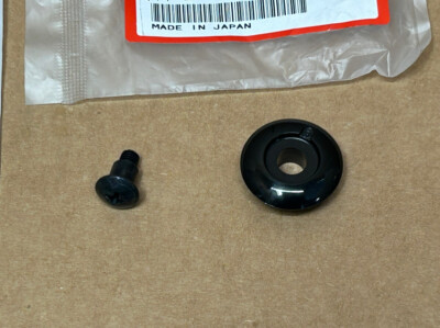 99-07 HONDA 400EX GAS TANK SEAT HOLDER BUTTON SCREW COLLAR TRX