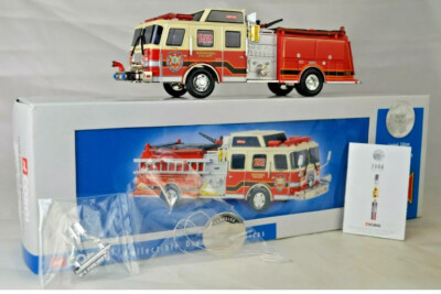 Corgi 54704 E One Side Mount Shippensburg Fire Dept Scale 1:50 Mint