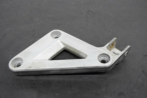 HONDA 1983 VT750C 84 85 VT700C SOMBRA TRASERA PIE IZQUIERDO SOPORTE PILLION - Imagen 2 de 6