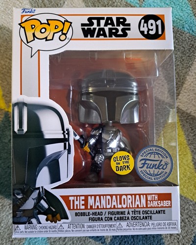Mandalorian with Dark Saber Pop 491 - Star Wars Funko Pop! 2022 + Protector - Picture 2 of 9