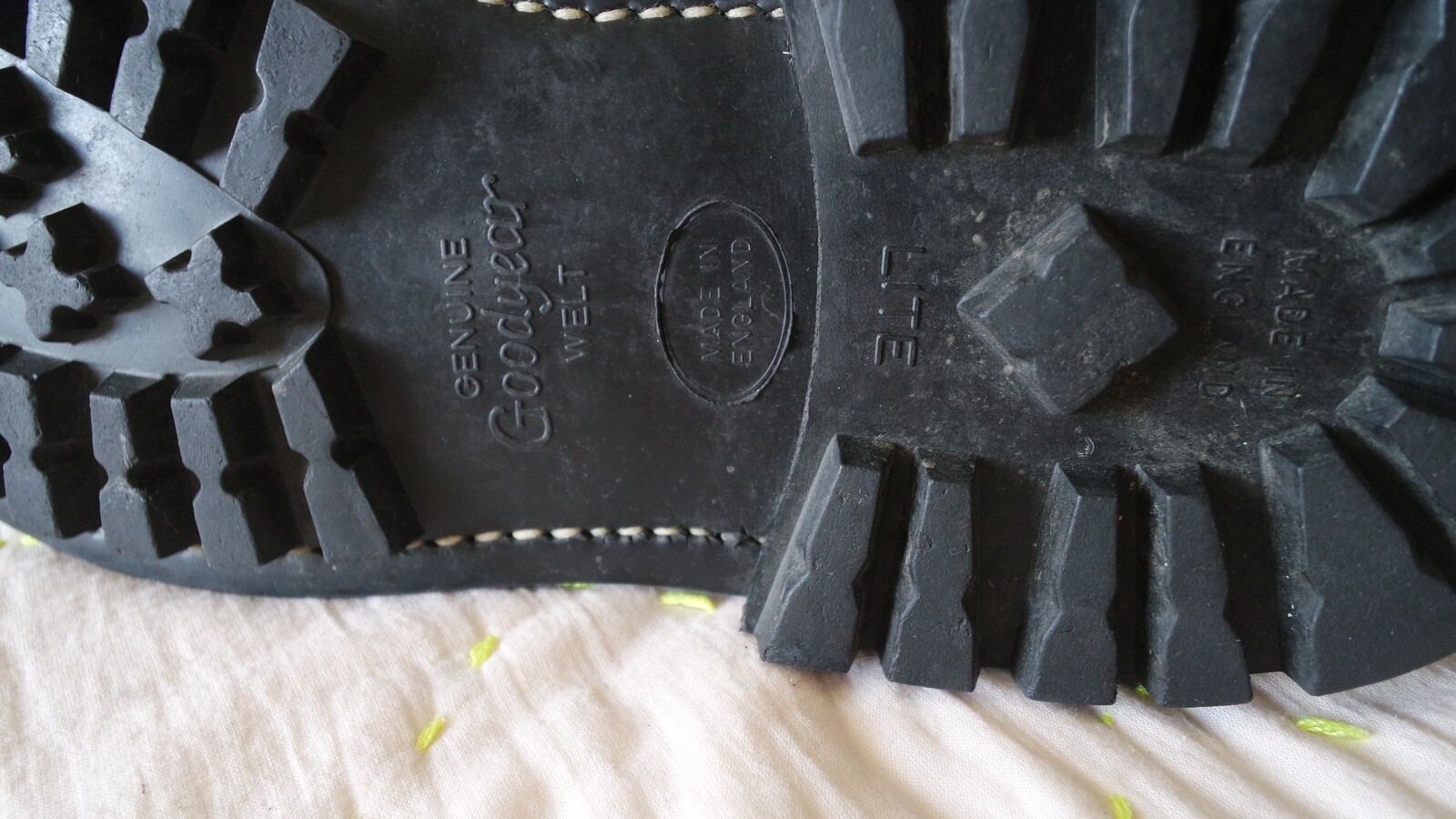 Trickers Bourton - image 14