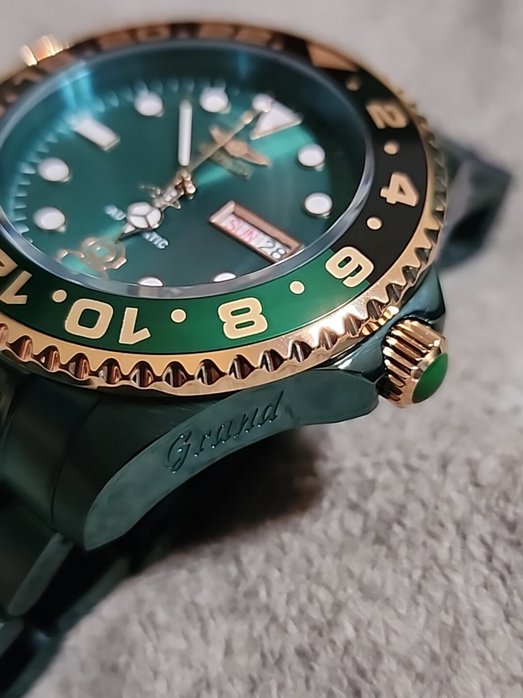 Invicta Pro Diver Grünes Zifferblatt Edelstahl Automatik 35719 200M Herrenuhr