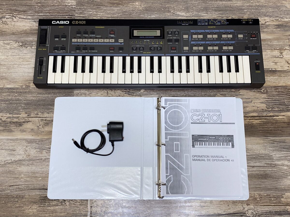 Casio CZ-101 Music Keyboard Classic Iconic Syntehsizer Casio CZ-101 Music Keyboard Classic Iconic Syntehsizer