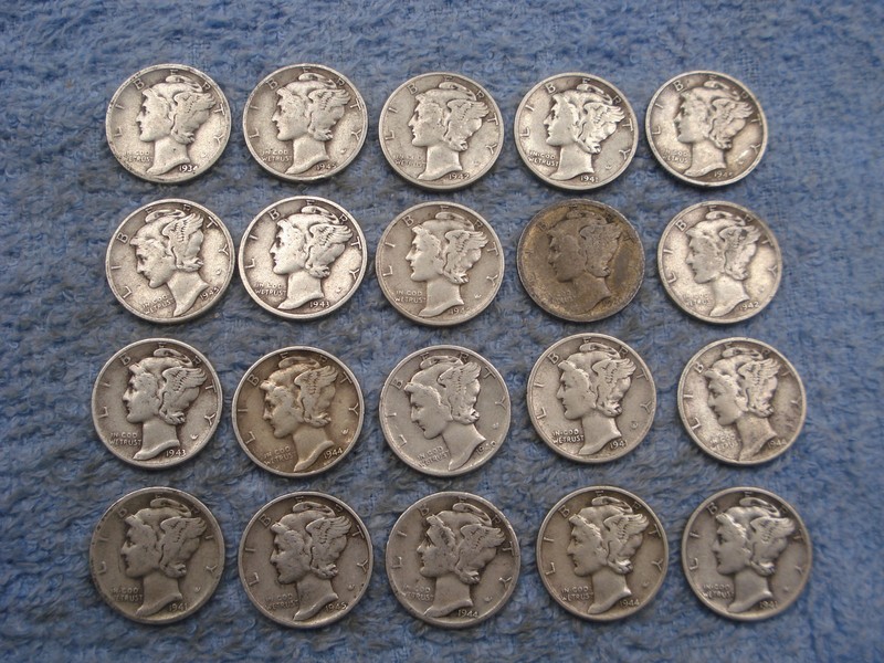 20 SILVER MERCURY DIMES WITH DATES lot WH