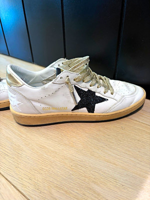Golden Goose Ball Star Low Top Leather Sneaker White/Black/Gold Star