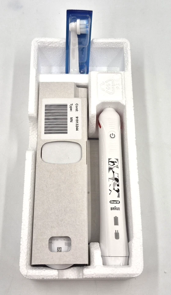 Braun Oral-B JUNIOR 6+ Star Wars elektrische Zahnbürste für Kinder UVP:79,90€ - Bild 4 von 4