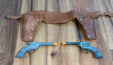 Vintage 1950s Pair Hubley Tex 6  Diecast Single Load Cap Gun W/ Double Holster