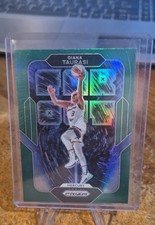 2022 Panini Prizm WNBA - Far Out Diana Taurasi #4 Green Prizm