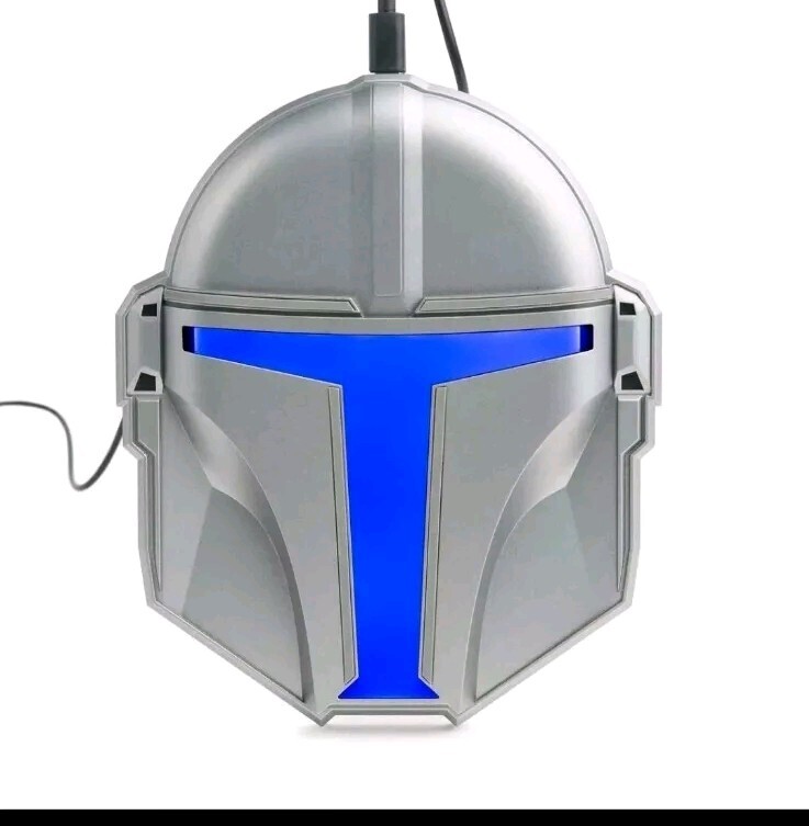 Star Wars The Mandalorian Light Up Wireless Charging Pad
