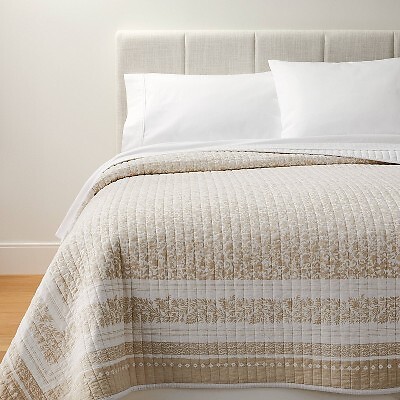 Королевское стеганое одеяло с декоративной каймой из хлопчатобумажной ткани с принтом в виде деревянных блоков нейтральное цветочное - 7690₽