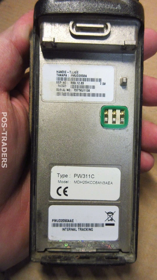 MOTOROLA GP340 PW311C analogue  TWO-WAY PORTABLE RADIO - EXCL BATTERYS - Bild 3 von 4