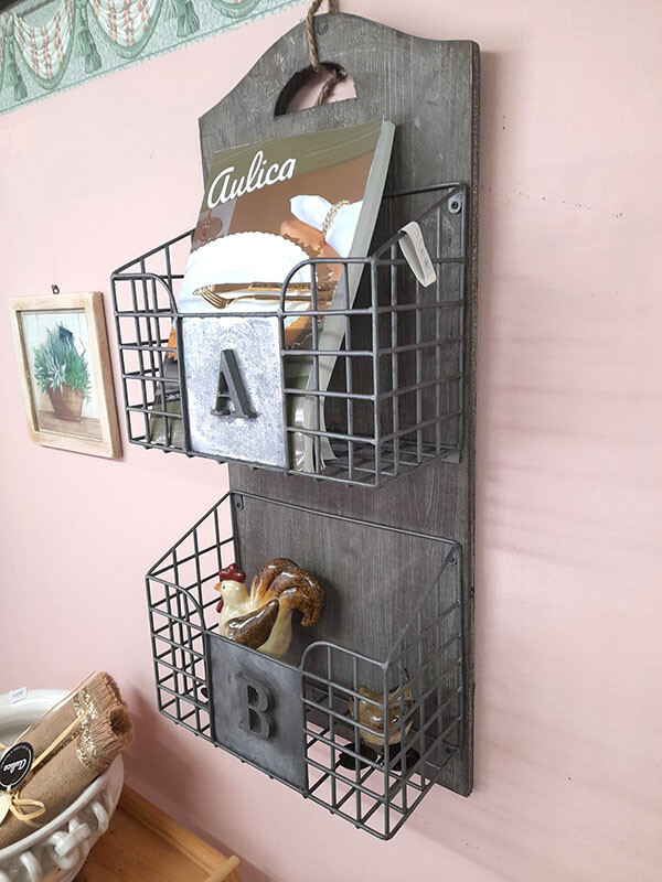 Portariviste Vintage in Ferro: Porta Giornali e Libri Design Ufficio