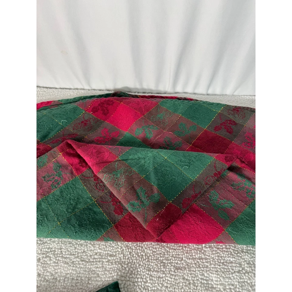 VTG Christmas Linen Set, Table Cloth, Hand Towels, Placemats, Napkins 12 Piece - Image 3 of 4