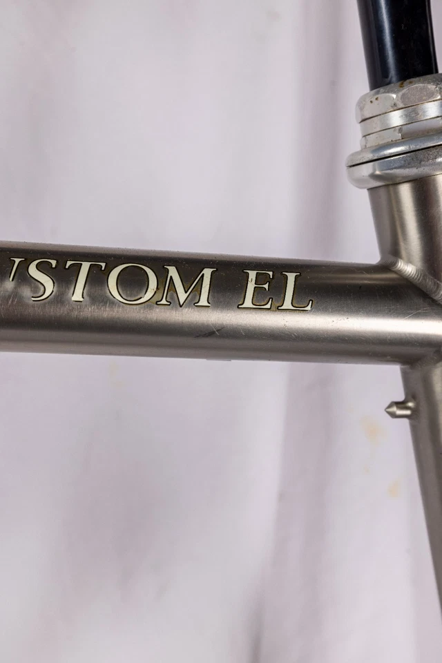 Marco de Titanio Extra Ligero Personalizado Merlin Buen Estado 65 Cm Foto 3 de 4