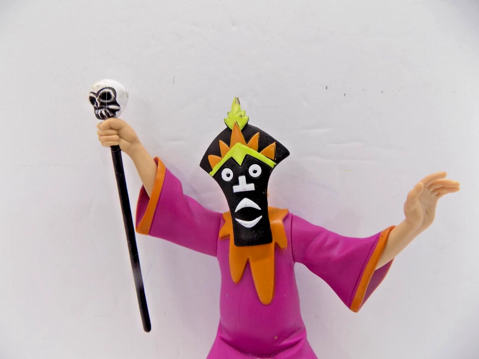 Фигурка Scooby Doo Witch Doctor Archaeologist Monster Ghost 4 1/2 дюйма (12) - Изображение 2 из 3