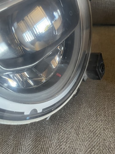 Jeep Wrangler JL Or JT OEM Mopar LED Headlights Pair (Left and Right) - Picture 9 of 12