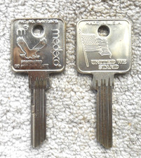 (1) MEDECO key  blank.   In picture show 2 side