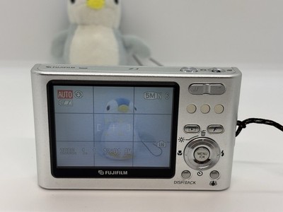 Fujifilm FinePix Z3 5.1MP 3x Zoom Silver Compact Digital Camera