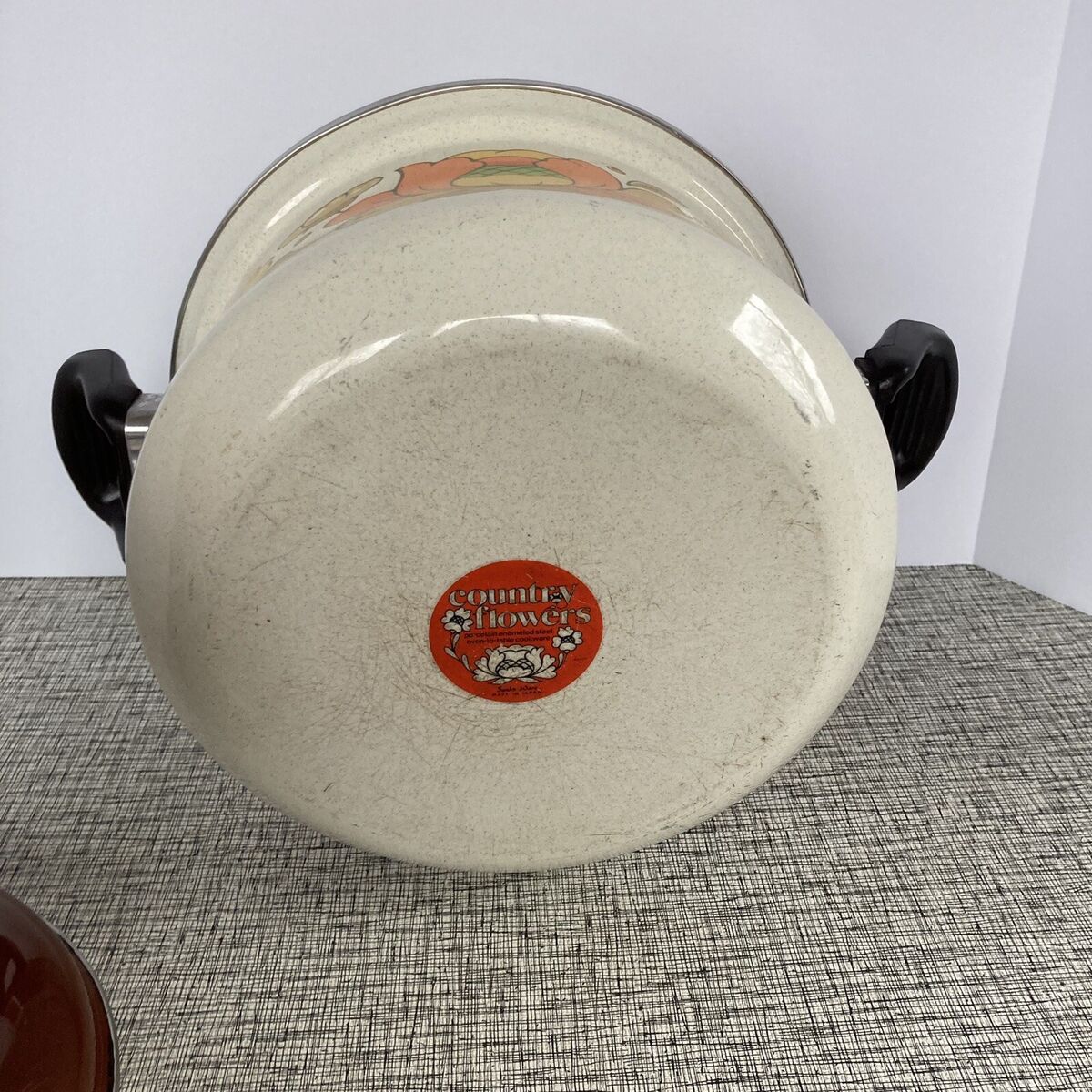 Sanko Ware Japan Show Enamel Pans Brown 2-Lids Vintage 6 Sanko Ware Japan Show Enamel Pans Brown 2-Lids Vintage 6