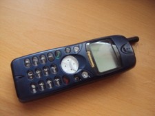 SIMPLE CHEAP KIDS ELDERLY SENIOR PANASONIC EB-GD52 UNTESTED