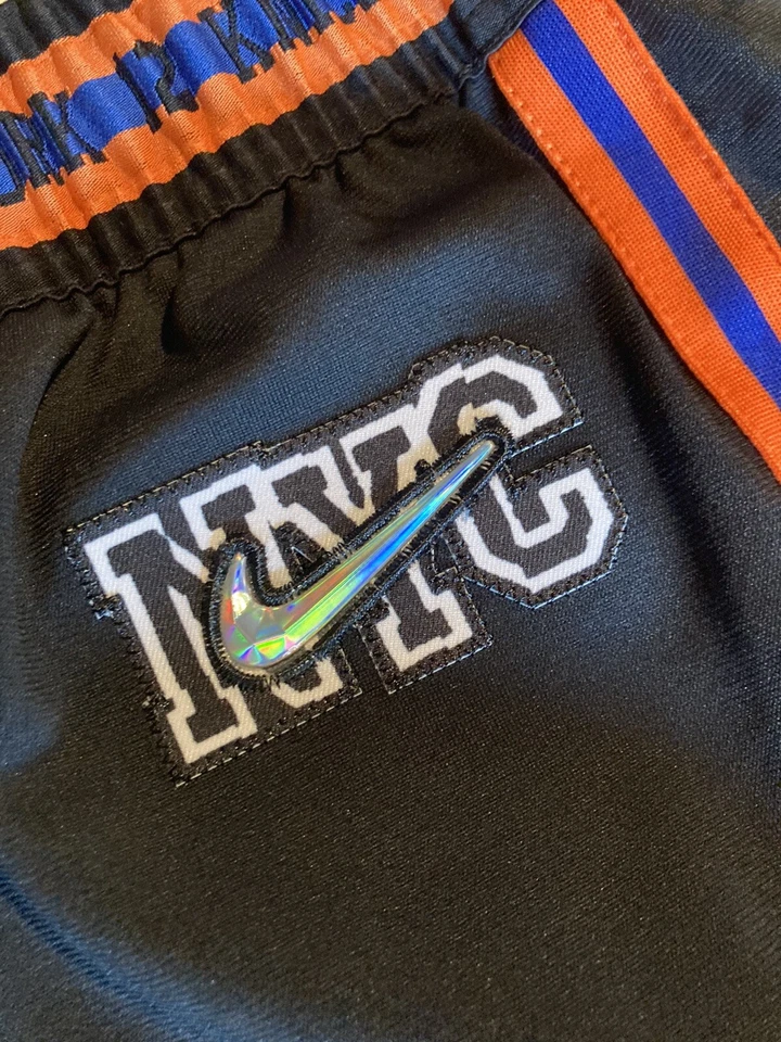 Pantalones Cortos Derrick Rose New York Knicks 2021-22 Juego Usados Fanatics Certificado de Autenticidad Edición Ciudad Foto 4 de 4