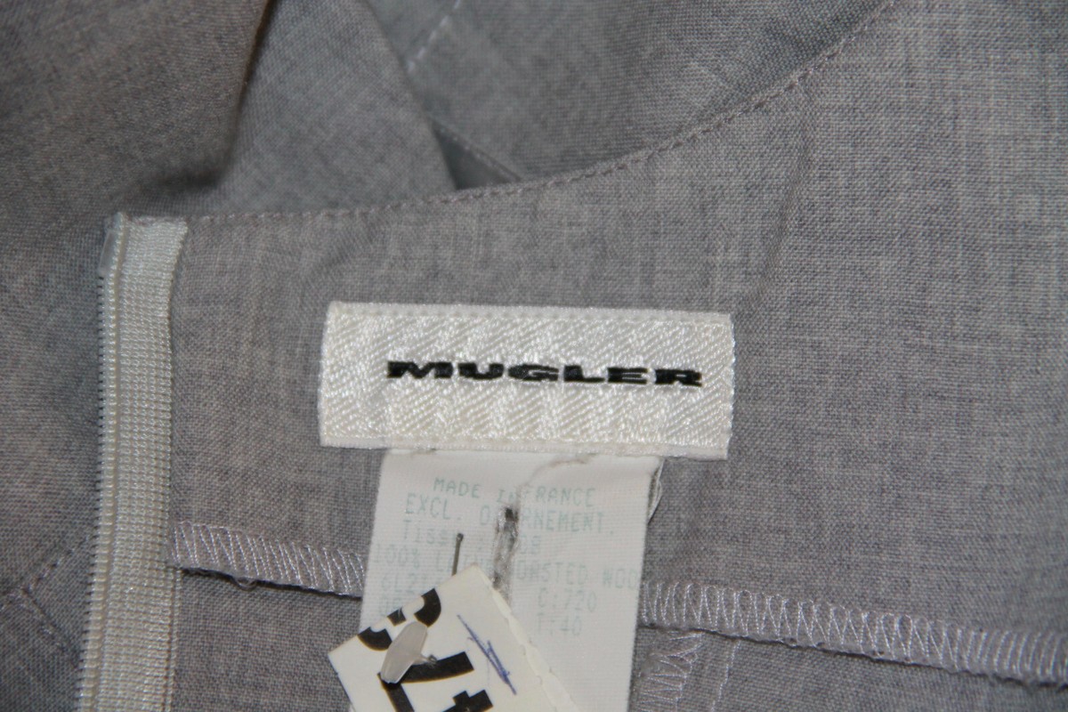 Robe Thierry Mugler En Lin Gris - Taille 38/40 - État Excellent, Sans Manches, Style élégant