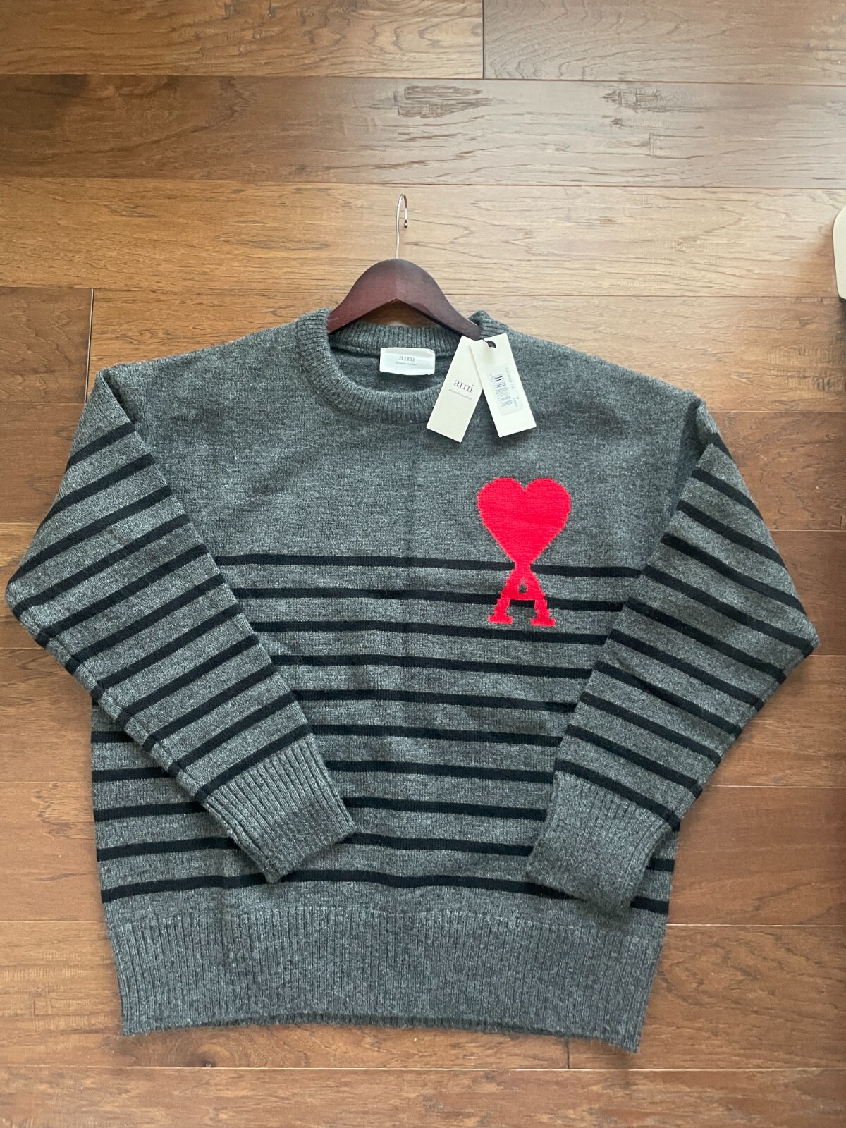 AMI PARIS NWT Ami De Coeur Logo Crewneck Sweater Gray/Black M 100