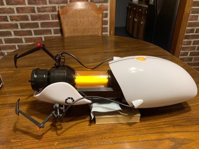 NECA Aperture Science Portal 2 Portal Gun Full Scale Replica