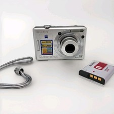 Sony Cyber-shot DCS-W35 Digitalkamera DSC-W35 Inkl. Edelstahl Armband 