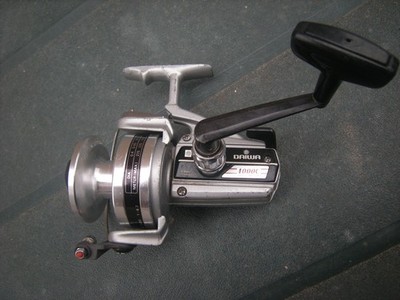 ダイワ　（DAIWA） リール　4000c レア s-l400.jpg