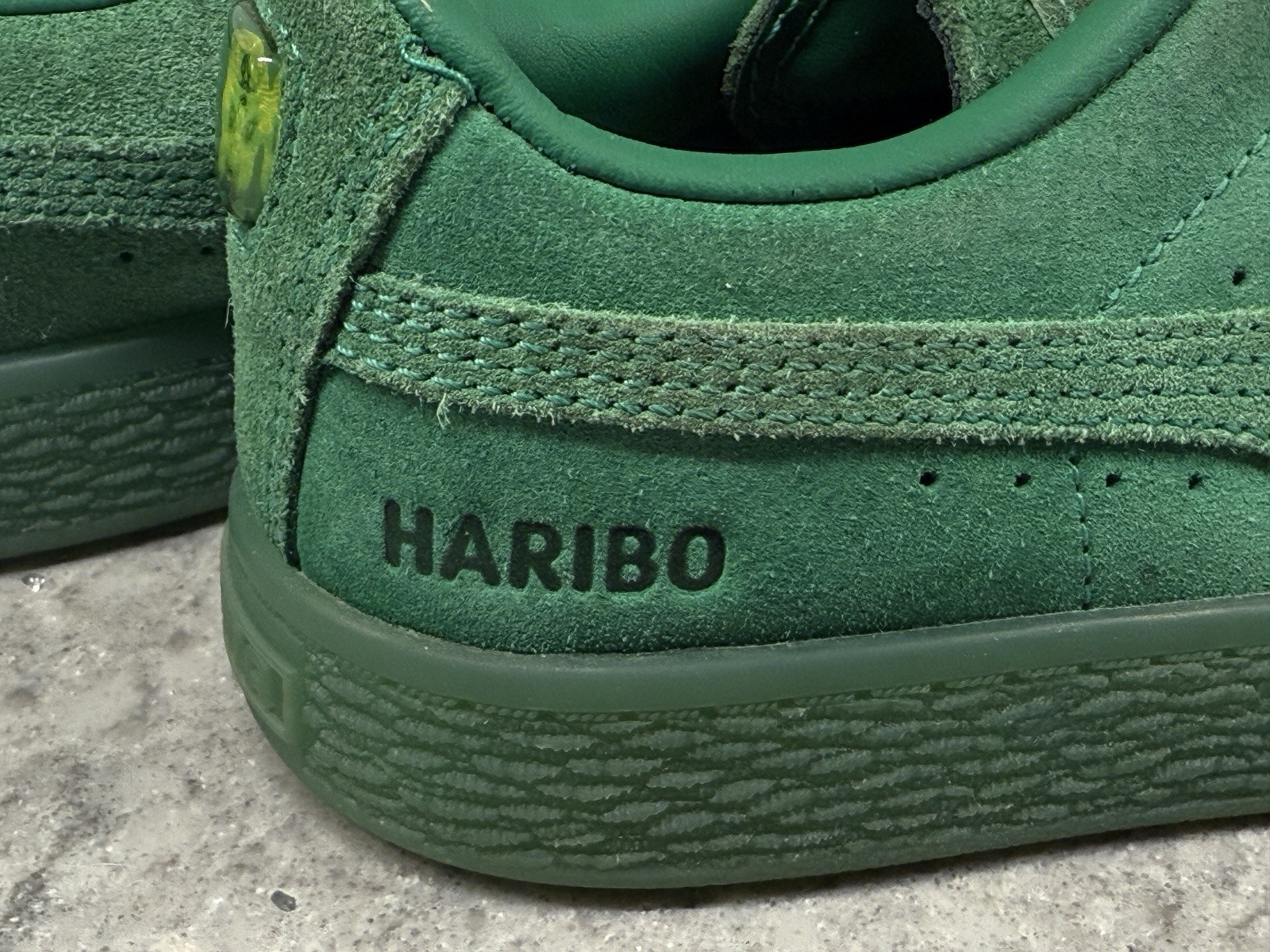 Puma Haribo x Suede Amazon Green Youth Size 1C thumbnail 3
