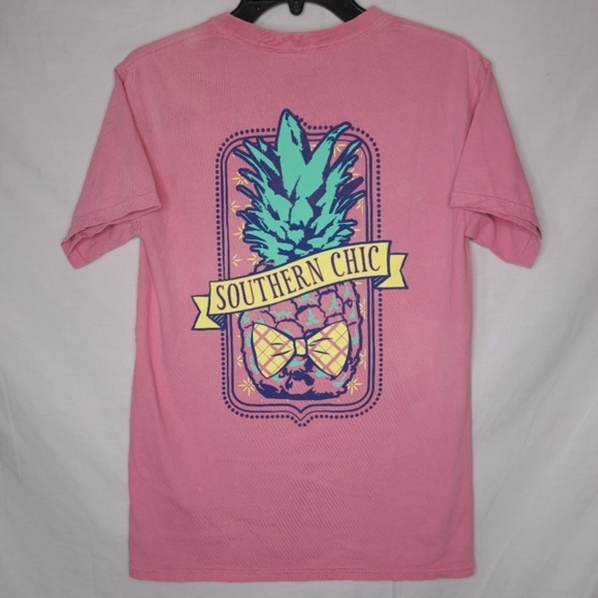 Colorful Pineapple Vintage Illustration T-Shirt Colorful Pineapple Vintage Illustration T-Shirt